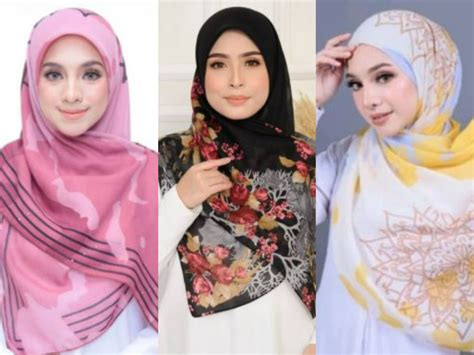 Violet Tudung Malay .